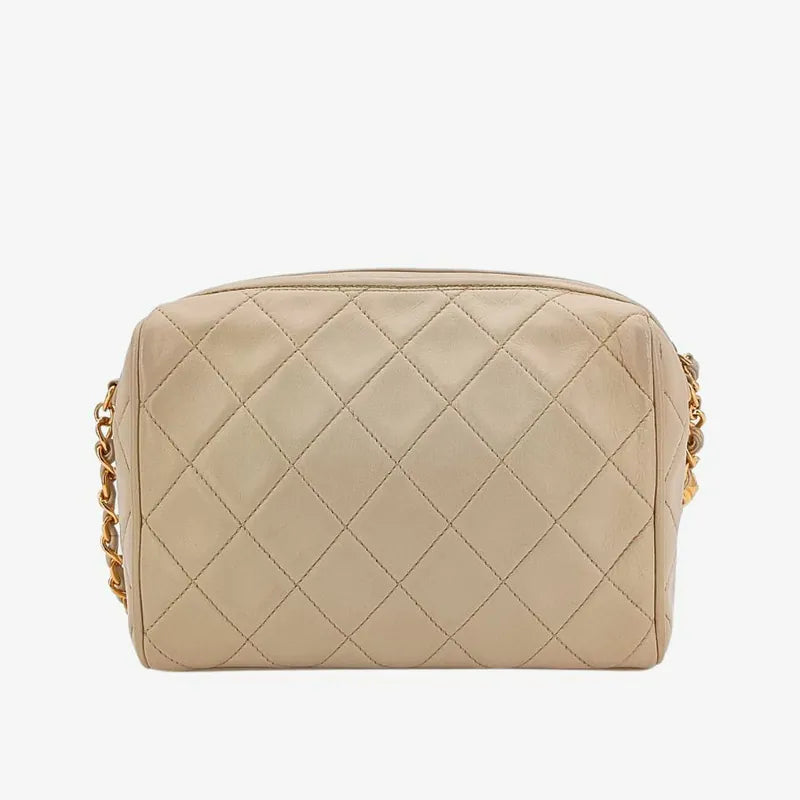 jah152-chanel-vintage-beige-lambskin-tassel-camera-bag