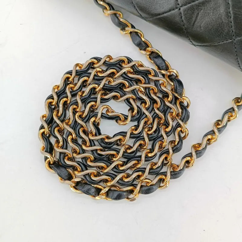 ra954-chanel-vintage-black-lambskin-quilted-flap-bag