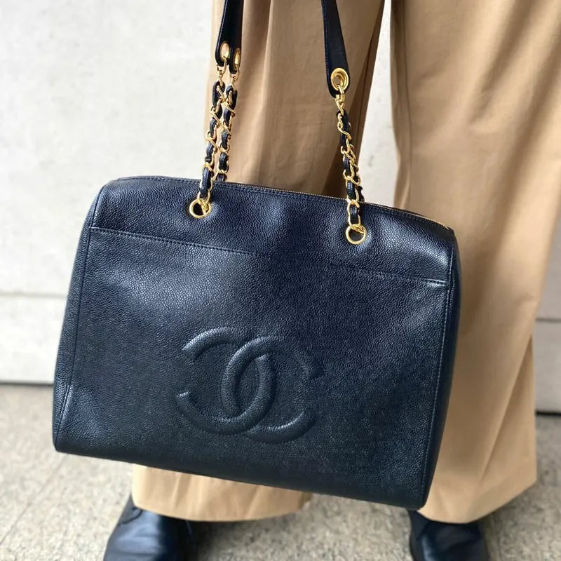 tk016-chanel-vintage-black-caviar-leather-embossed-logo-tote-bag