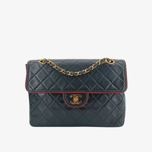 jt148-chanel-vintage-black-lambskin-23cm-flap-bag