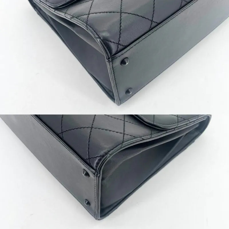 jw451-chanel-vintage-lambskin-classic-flap-shoulder-bag-black-hardware-255