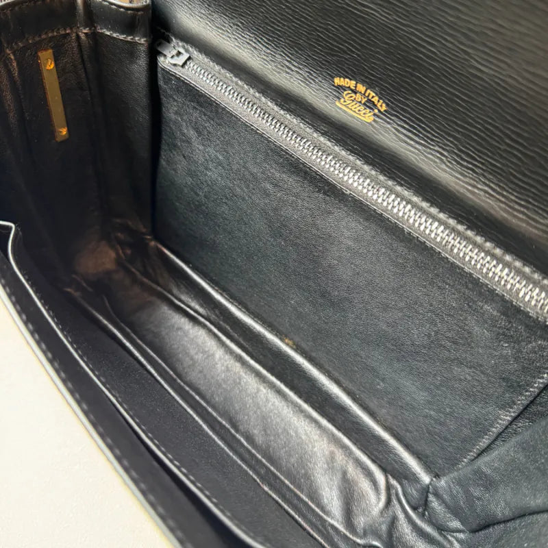 jw375-gucci-vintage-black-box-leather-shoulder-bag