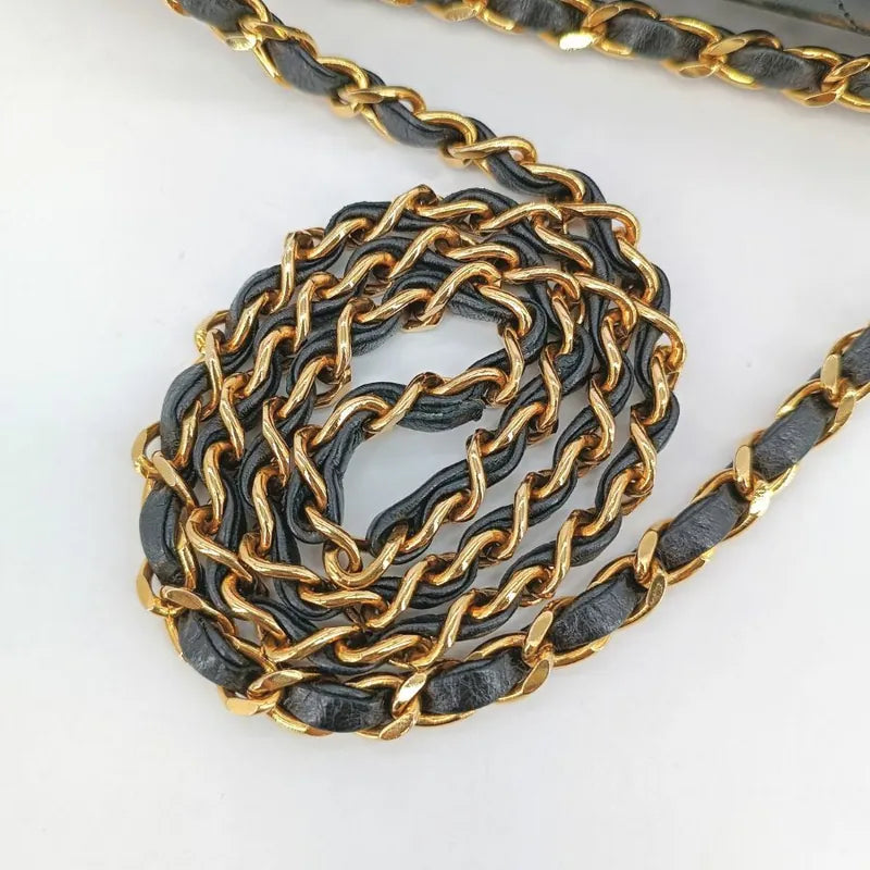 jt580-chanel-vintage-black-lambskin-23cm-classic-flap-bag