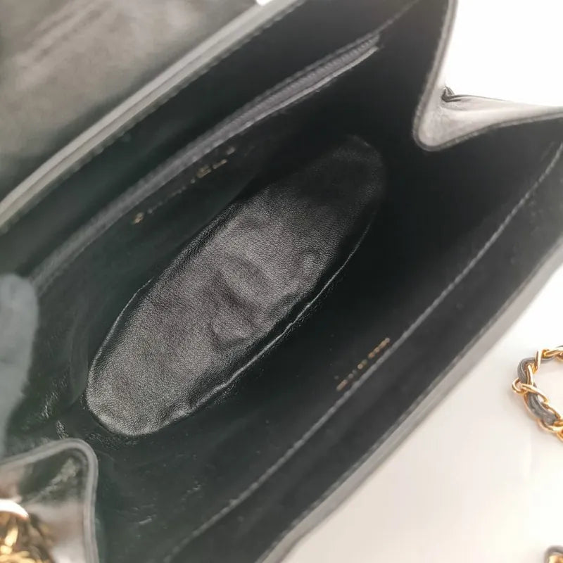 js721-chanel-vintage-black-lambskin-quilted-flap-bag