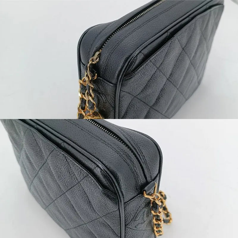 ju915-chanel-vintage-black-caviar-leather-quilted-camera-bag