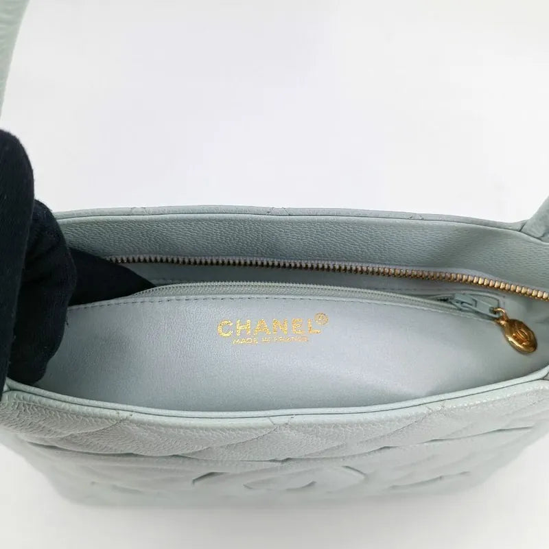 jt263-chanel-vintage-light-blue-caviar-leather-1804-tote-bag