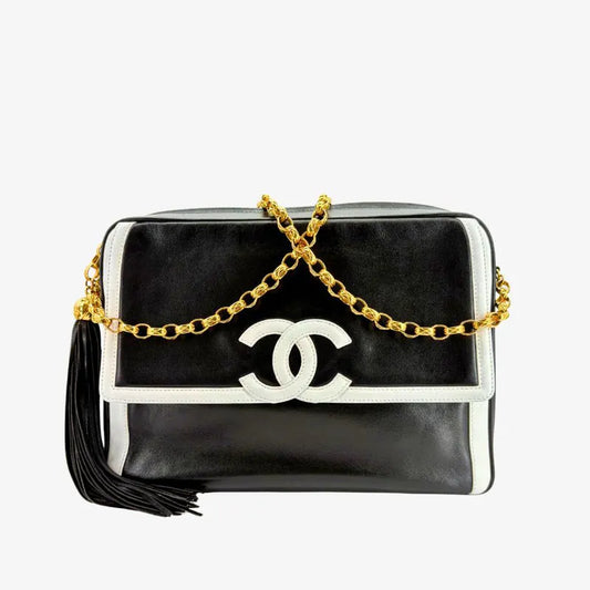 JZ876 - CHANEL Vintage White &amp; Black Lambskin Gold Chain Camera Bag