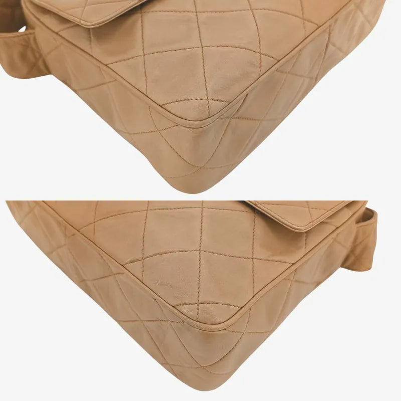 jah127-chanel-vintage-beige-lambskin-tessel-camera-bag