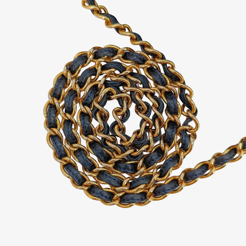 rb927-chanel-vintage-navy-lambskin-pointed-flap-bag