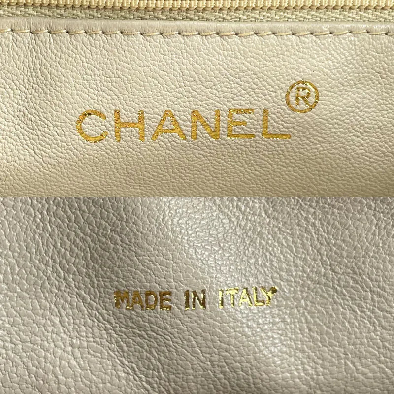 c566-chanel-vintage-pink-lambskin-camera-bag