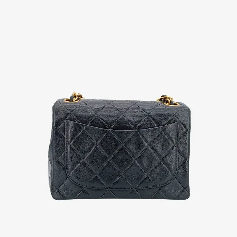 c330-chanel-vintage-black-lambskin-17cm-mini-square-flap-bag