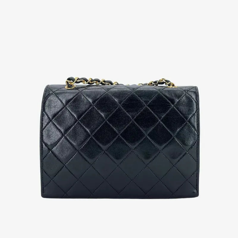 c558-chanel-vintage-black-lambskin-big-cc-pointed-flap-bag