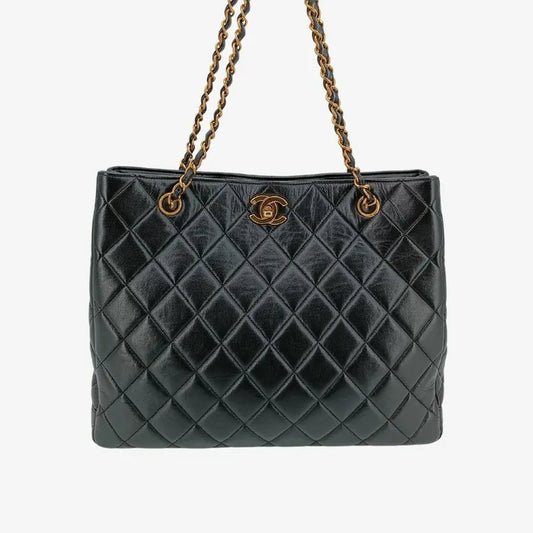 jt064-chanel-vintage-black-lambskin-quilted-tote-bag