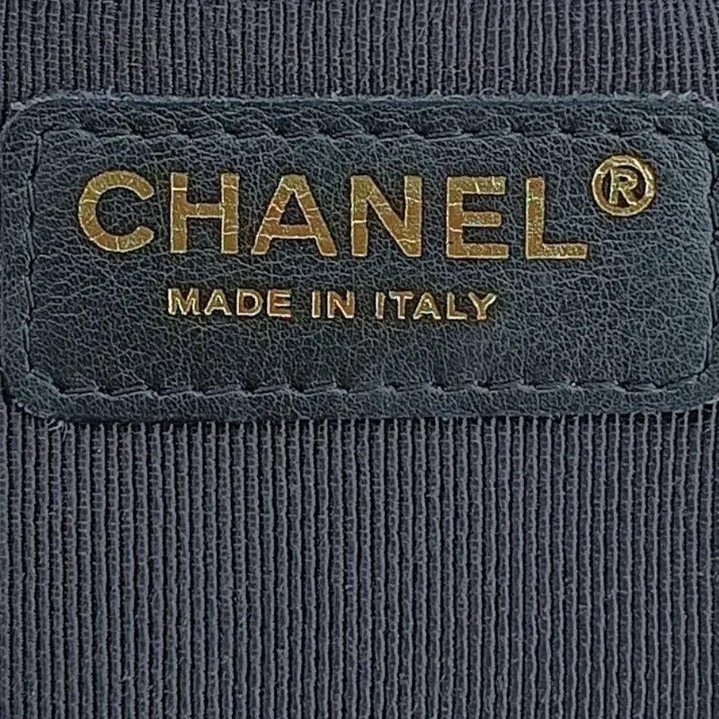 jah142-chanel-vintage-black-caviar-leather-quilted-handbag