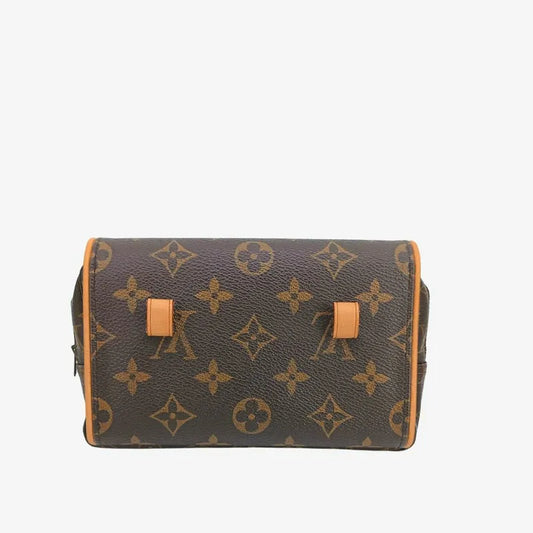 js607-louis-vuitton-pochette-florentine