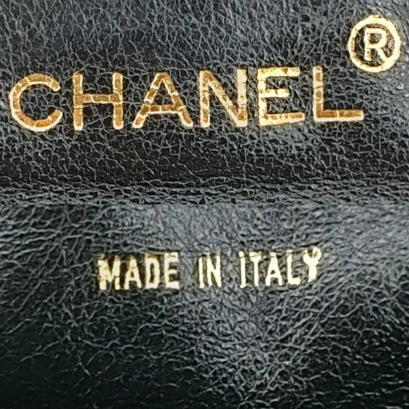 jt660-chanel-vintage-black-caviar-leather-quilted-camera-bag