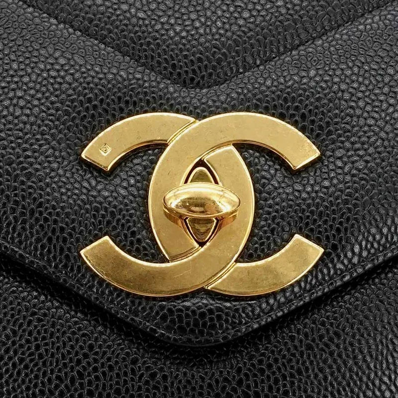 jr585-chanel-vintage-black-caviar-leather-jumbo-flap-bag