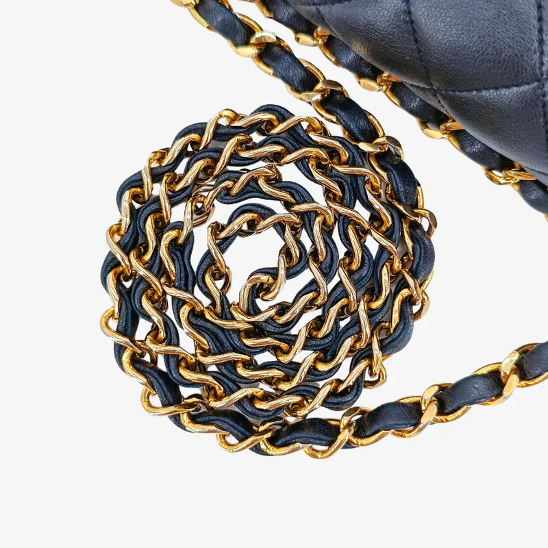 ju665-chanel-vintage-navy-lambskin-quilted-flap-bag