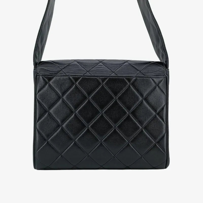 jah134-chanel-vintage-black-lambskin-quilted-flap-bag
