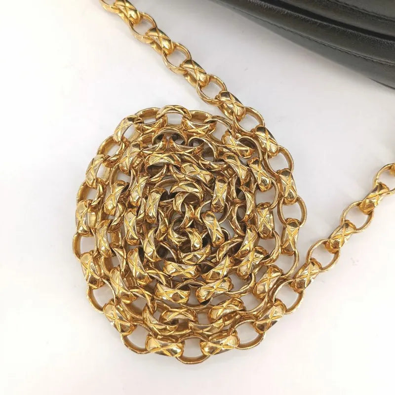 ra575-chanel-vintage-black-lambskin-gold-chain-camera-bag