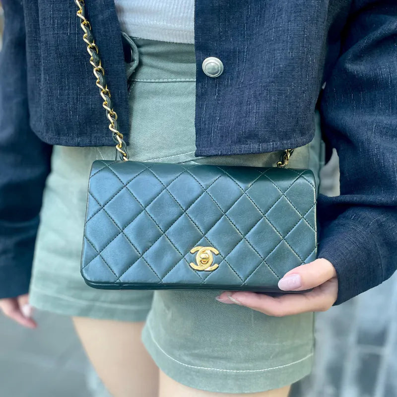 jt597-chanel-vintage-dark-green-lambskin-full-flap-bag