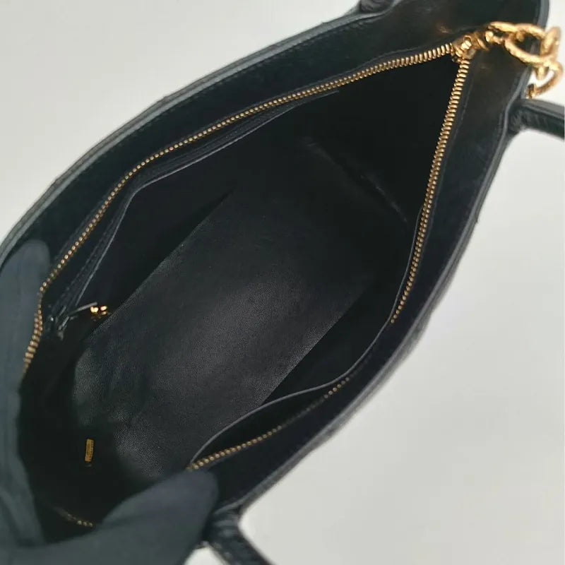 ra375-chanel-vintage-black-caviar-leather-1804-tote-bag
