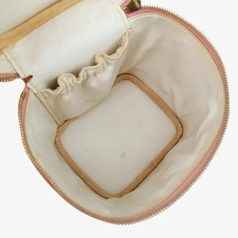 jt733-chanel-vintage-pink-caviar-leather-cosmetic-bag