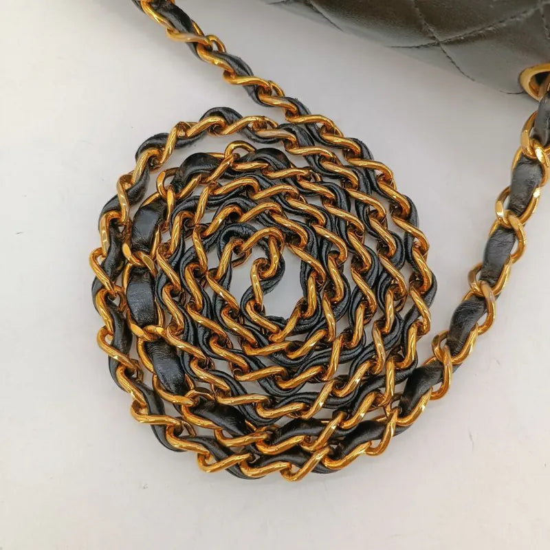 rb179-chanel-vintage-black-lambskin-17cm-mini-square-flap-bag