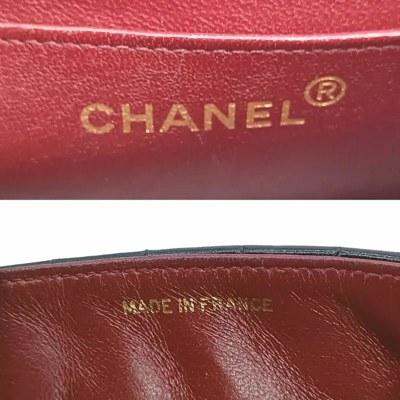 js675-chanel-vintage-black-lambskin-gold-chain-flap-bag