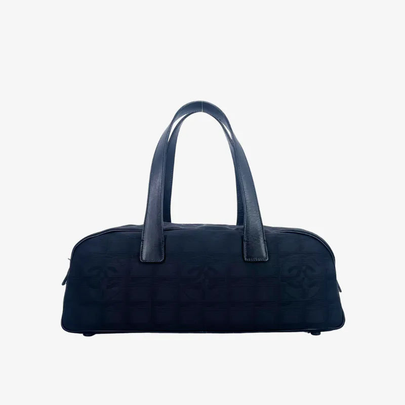 jy365-chanel-vintage-black-nylon-handbag