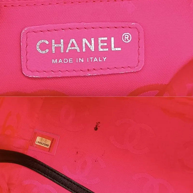 ra098-chanel-vintage-black-calfskin-cambon-tote-bag