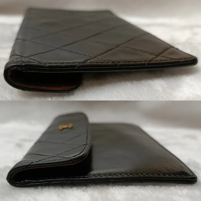 jx099-chanel-vintage-black-lambskin-pouch