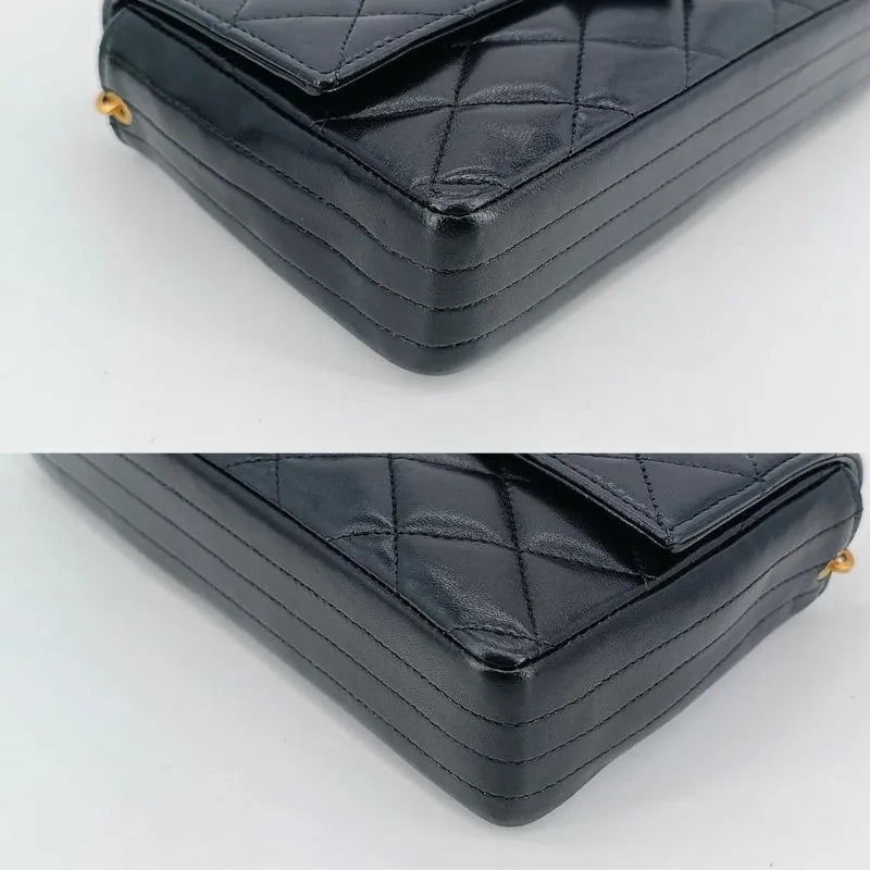 ra104-chanel-vintage-black-lambskin-pointed-flap-bag