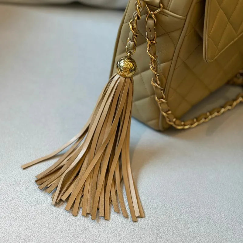 rc420-chanel-vintage-beige-lambskin-quilted-camera-bag