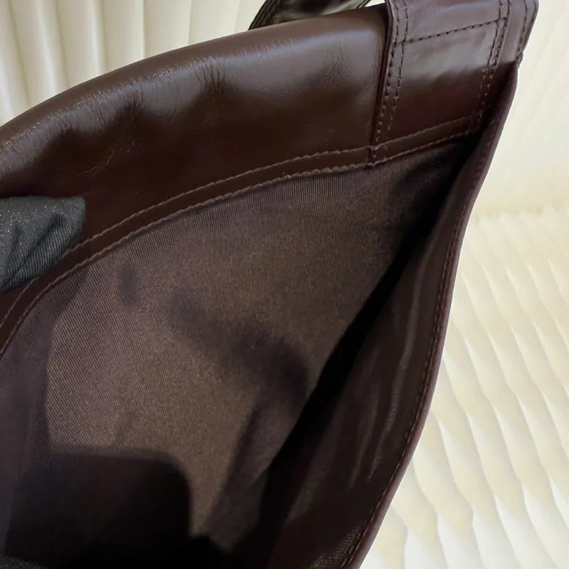 ra685-chaenl-vintage-brown-lambskin-shoulder-bag