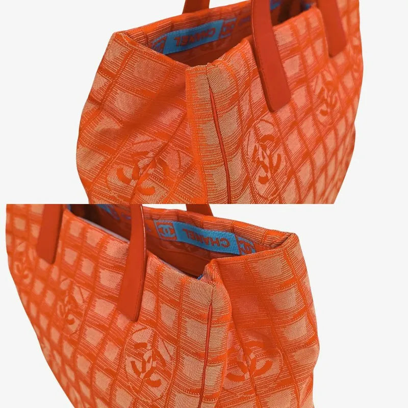 ra476-chanel-vintage-red-nylon-tote-bag