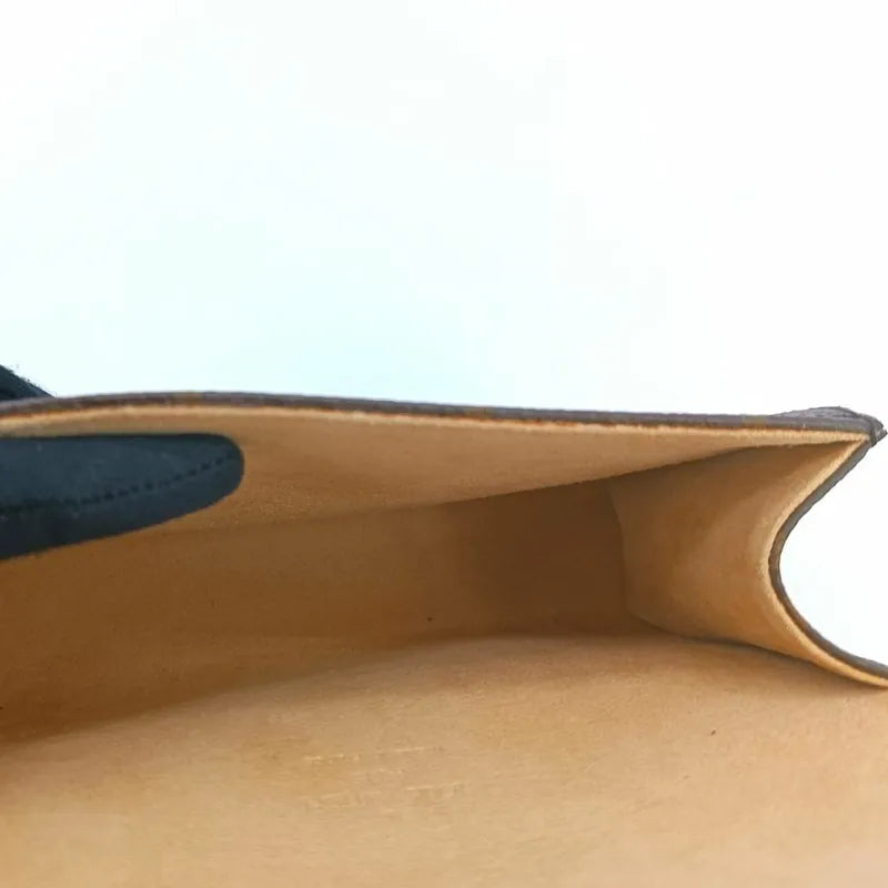 js607-louis-vuitton-pochette-florentine