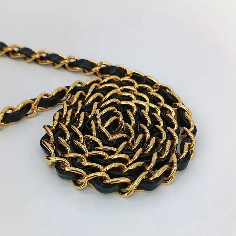 jah90-chanel-vintage-black-lambskin-25cm-diana-flap-bag