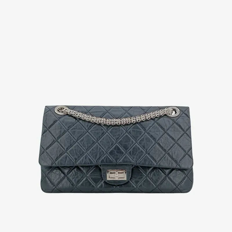 c387-chanel-black-calfskin-255-maxi-flap-bag