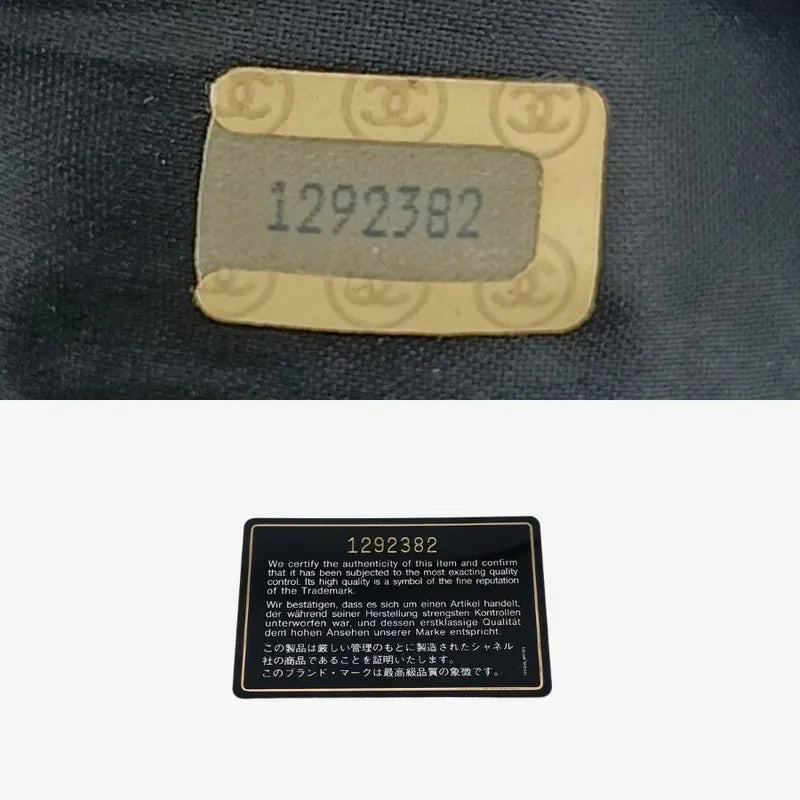 ra699-chanel-vintage-black-lambskin-quilted-camera-bag