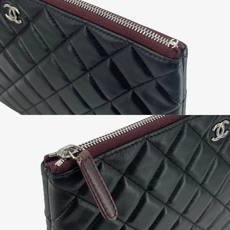 re127-chanel-black-caviar-leather-classic-zipped-pouch