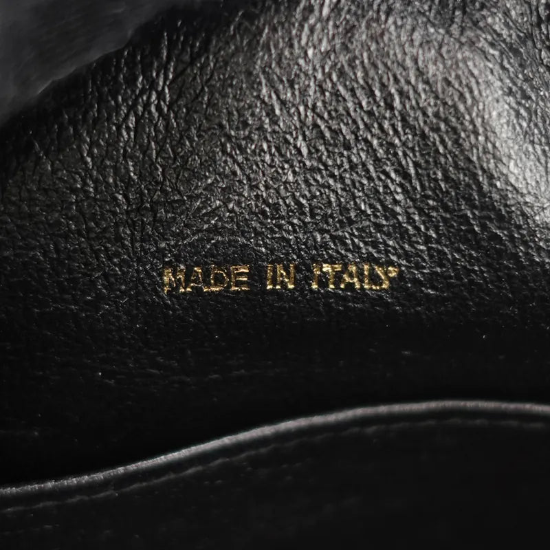 jq615-chanel-vintage-black-caviar-quilted-camera-bag