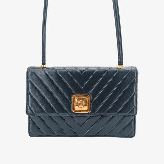 ju430-chanel-vintage-black-lambskin-chevron-push-lock-flap-bag