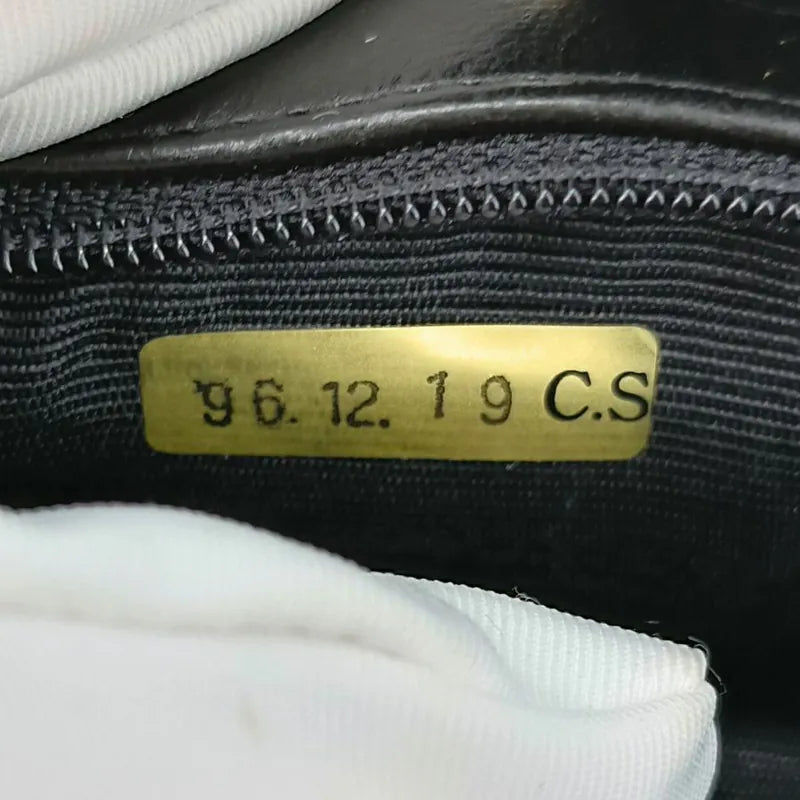 ju373-chanel-vintage-black-lambskin-quilted-flap-bag