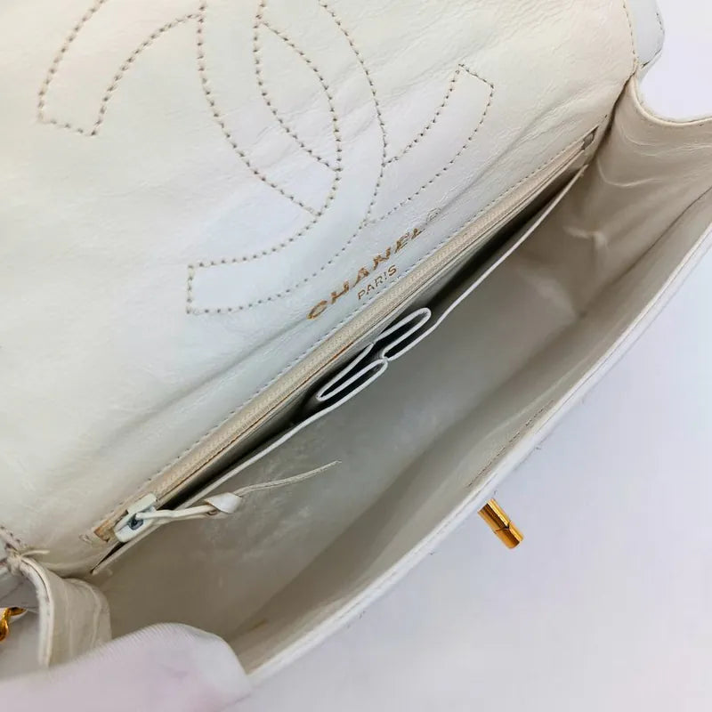 jah166-chanel-vintage-white-lambskin-paris-limited-edition-flap-bag