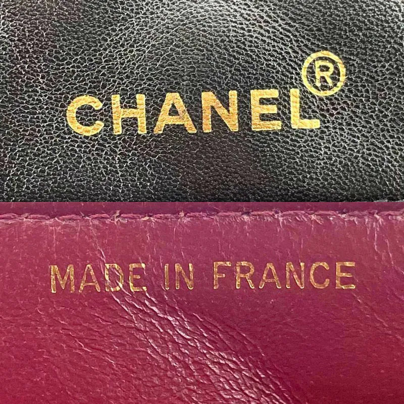 jw747-chanel-vintage-black-lambskin-25cm-diana-flap-bag