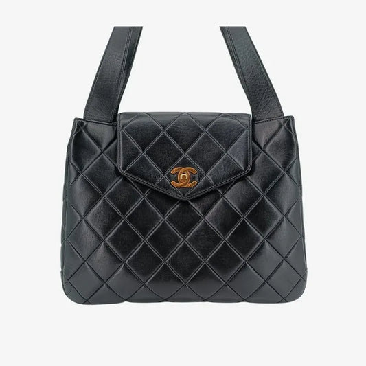rb606-chanel-vintage-black-lambskin-quilted-handbag