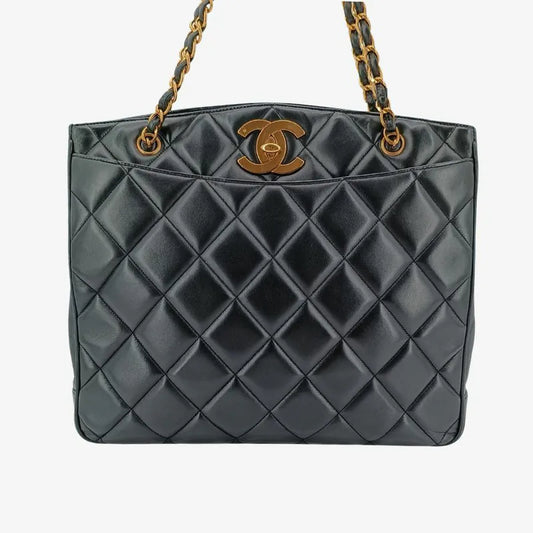 ra554-chanel-vintage-black-lambskin-big-cc-turnlock-tote-bag