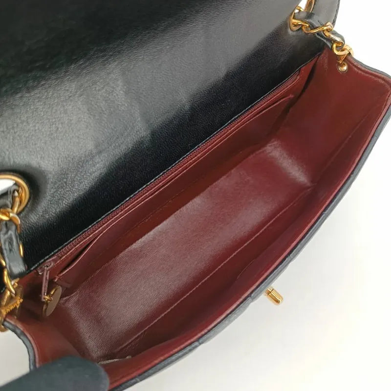 c365-chanel-vintage-black-lambskin-vertical-flap-bag