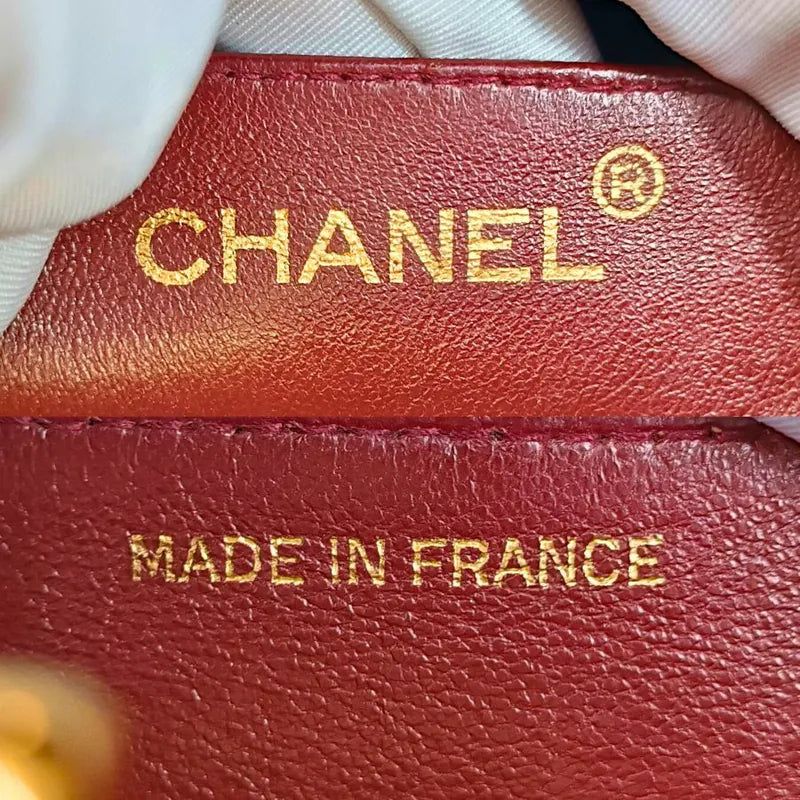 rb538-chanel-vintage-black-lambskin-quilted-31-tote-bag